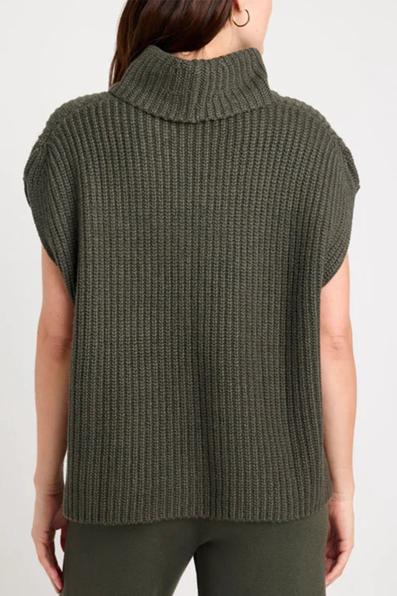 Beautifully Crafted Sweater in a Classic Style