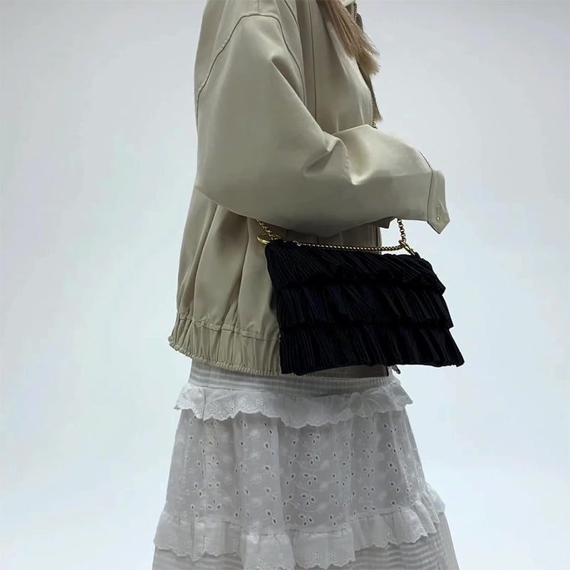 Gracefully Styled Bag for Any Occasion