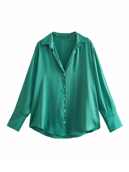 Effortlessly Elegant Blouse with a Timeless Design