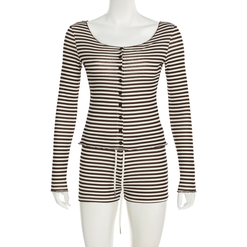 Classic Vintage Cardigan with a Flattering Fit