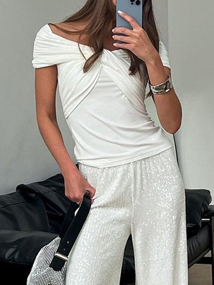 Beautifully Crafted T-Shirt in a Classic Style