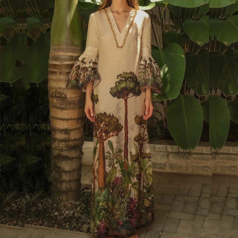Well Tailored Dress with a Graceful Silhouette