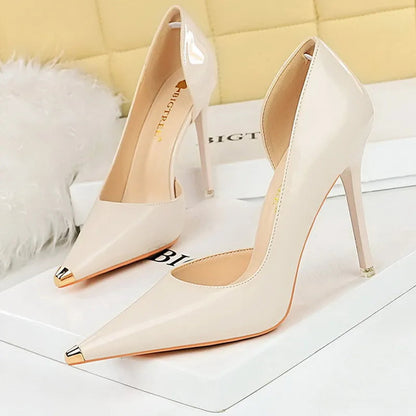 Well Tailored Heels with a Graceful Silhouette