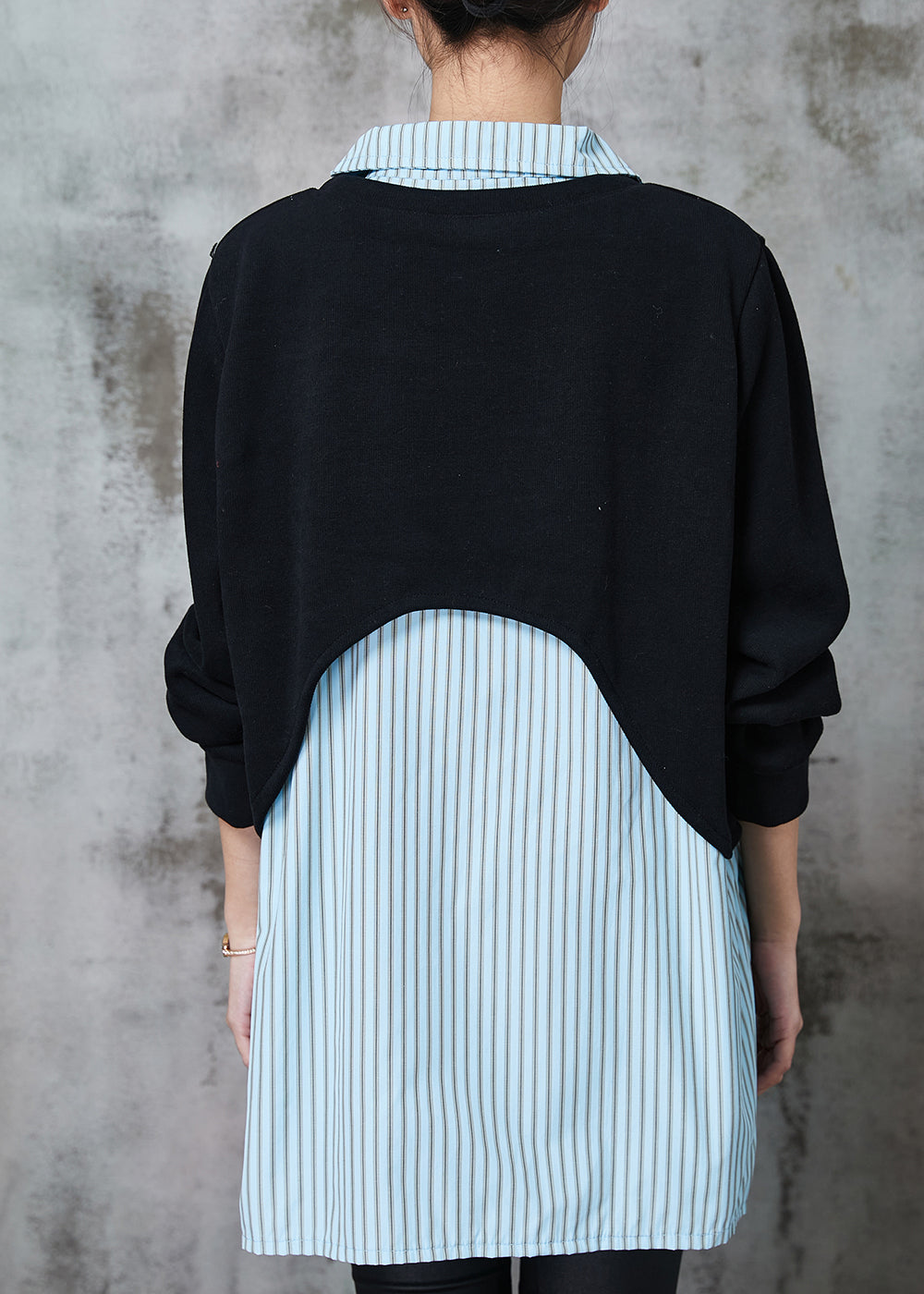 Classic Vintage Shirt with a Flattering Fit