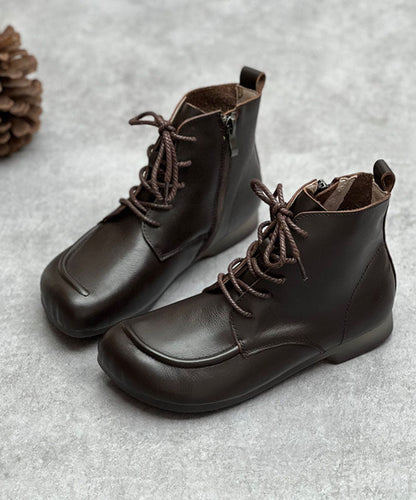 Polished Boots with an Effortless Classic Look