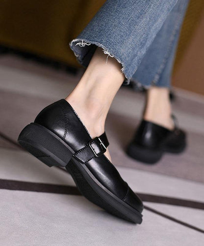 Classic Vintage Shoes with a Flattering Fit