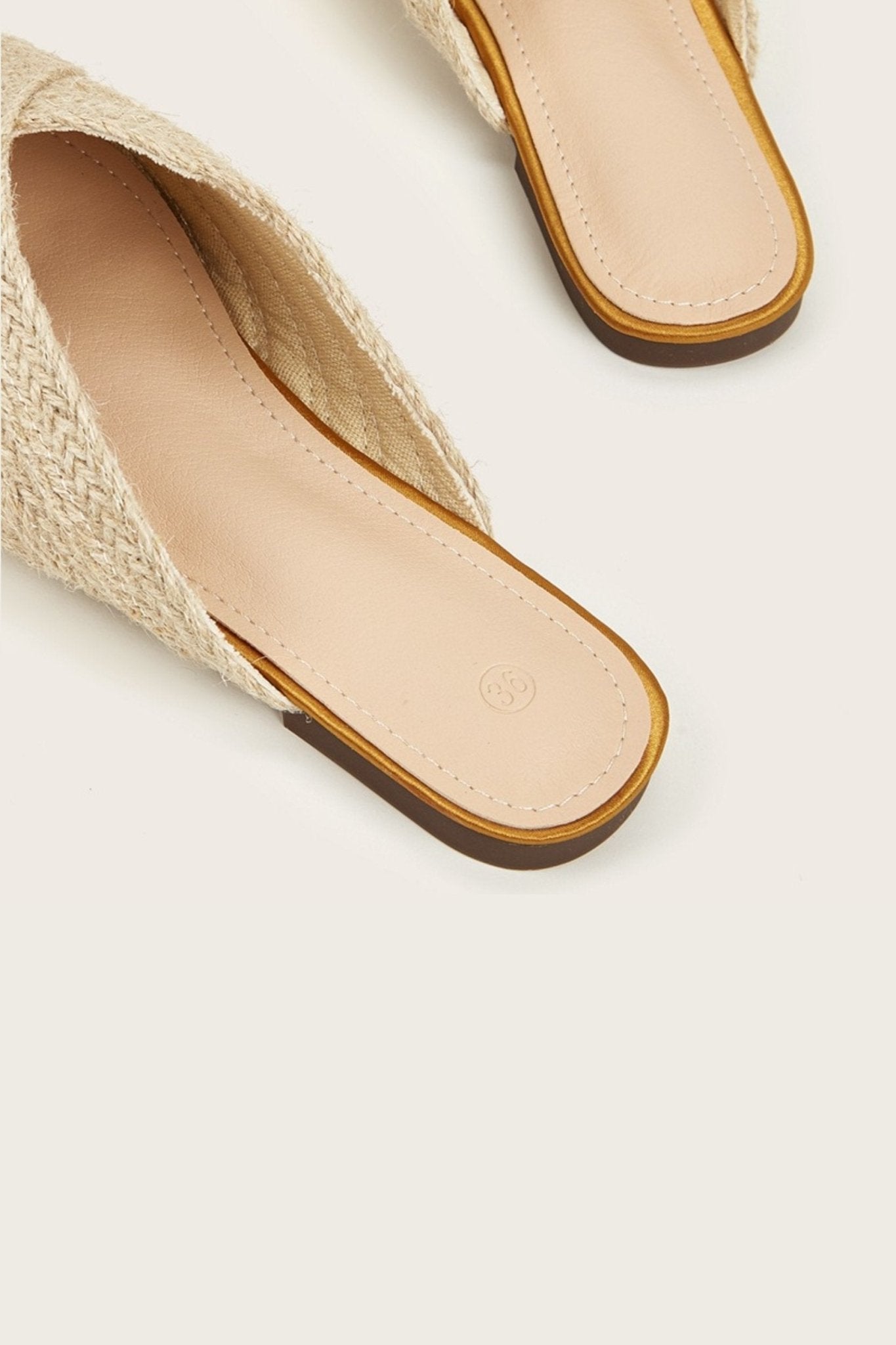 Beautifully Finished Garment in a Timeless Design