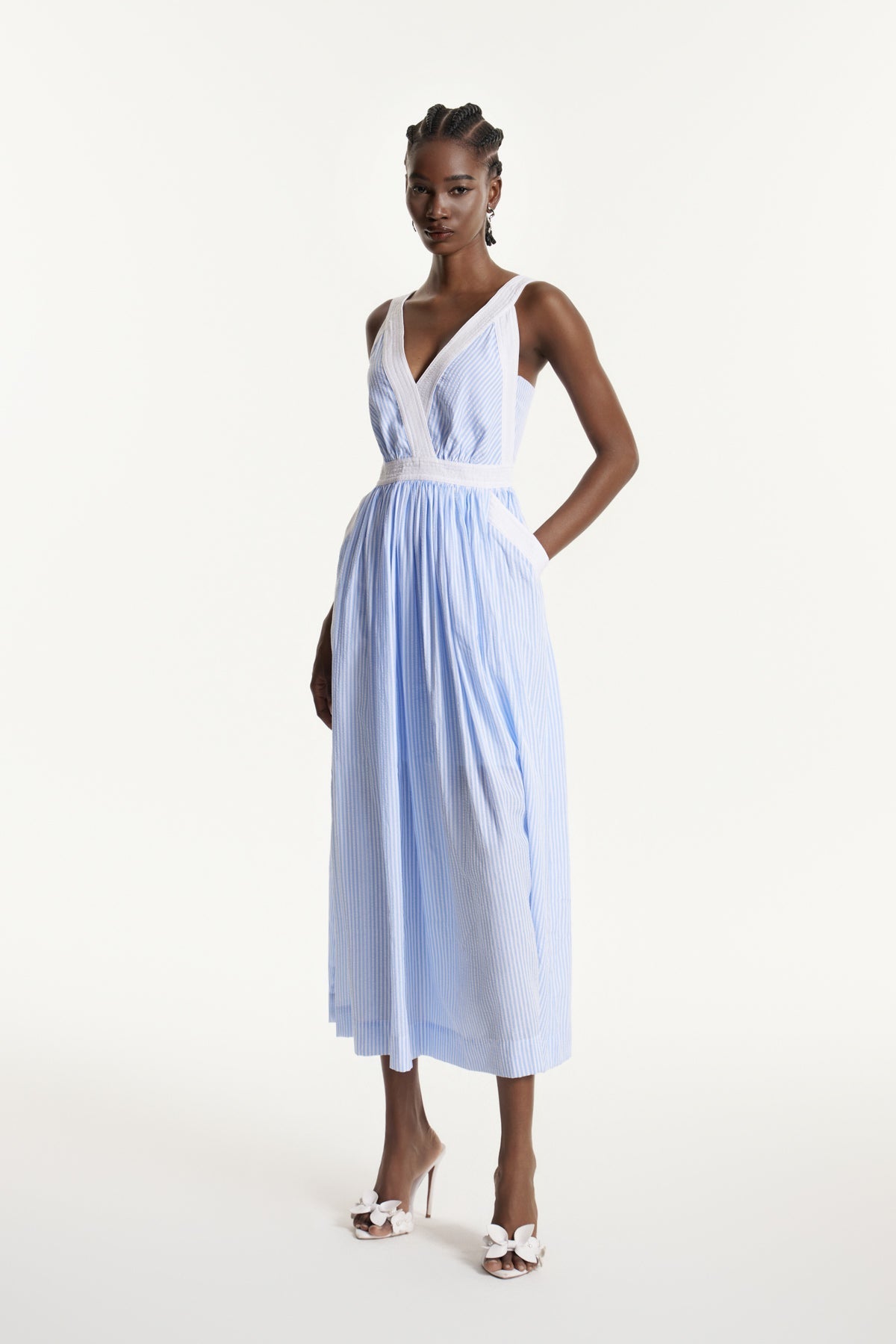 Polished Dress with an Effortless Classic Look