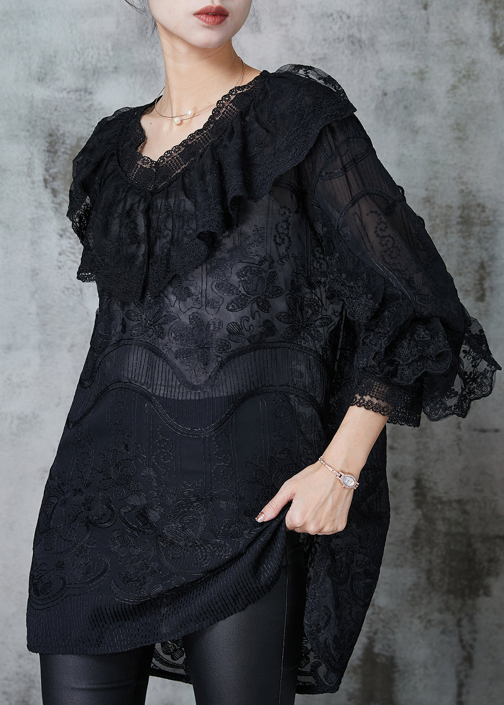 Gracefully Styled Dress for Any Occasion