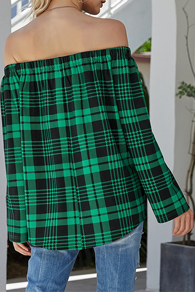 Gracefully Styled Top for Any Occasion