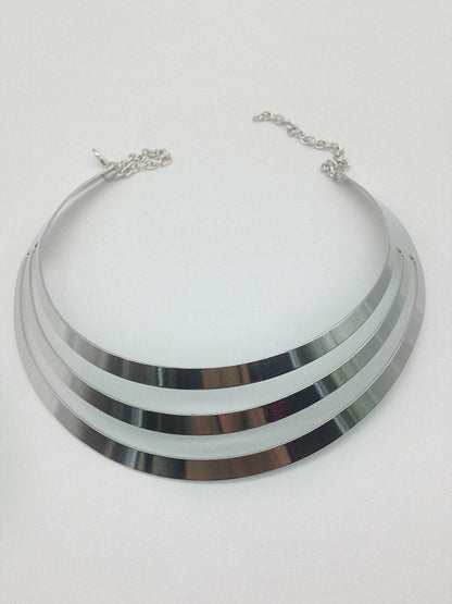 Beautifully Finished Garment in a Timeless Design