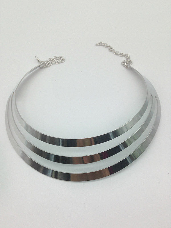 Beautifully Finished Garment in a Timeless Design
