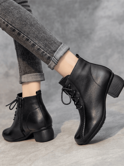 Well Tailored Boots with a Graceful Silhouette