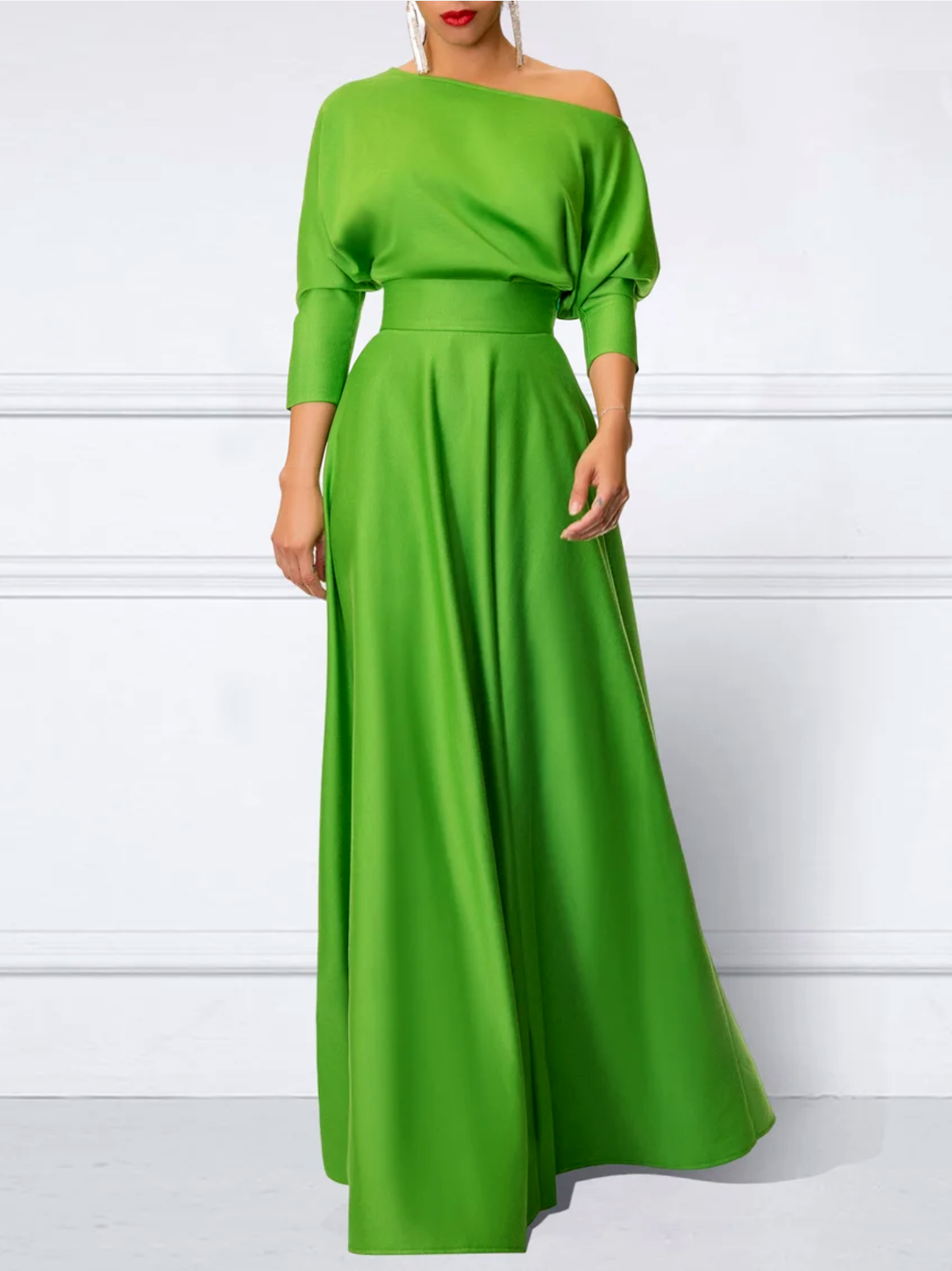 Classic Vintage Dress with a Flattering Fit
