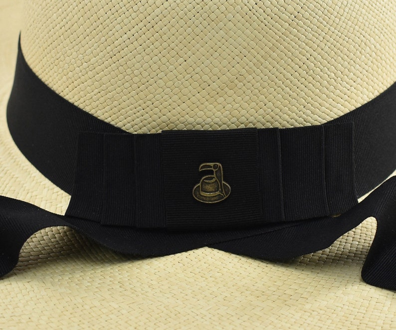 Well Tailored Garment with a Graceful Silhouette