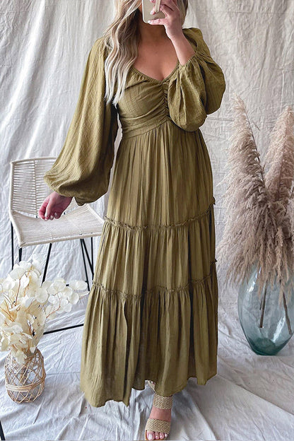 Polished Dress with an Effortless Classic Look
