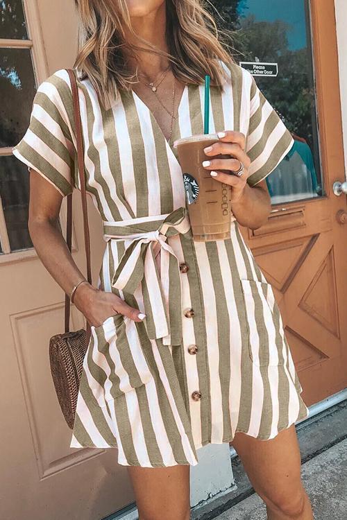 Sophisticated Dress with a Clean Classic Look