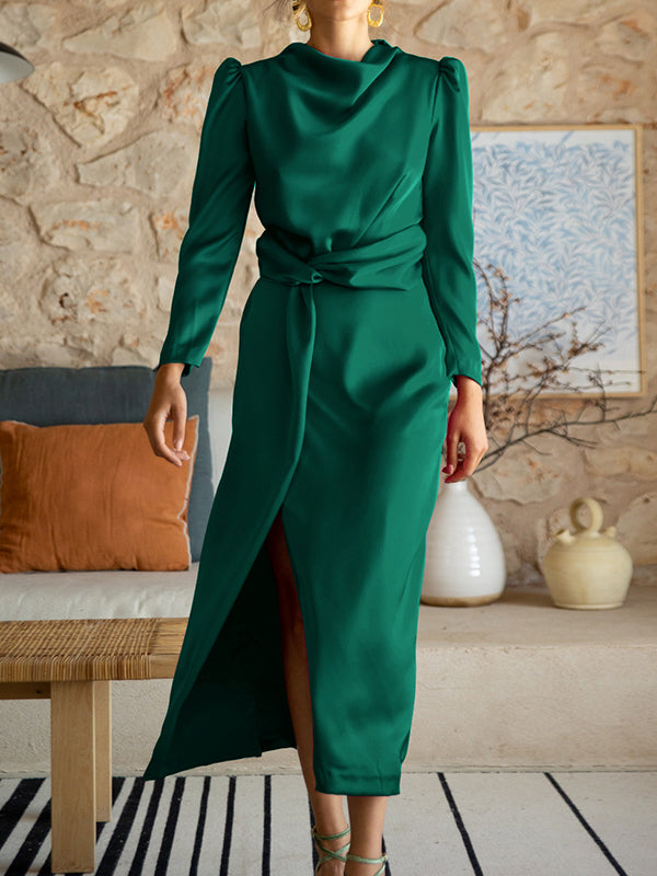 Classic Vintage Dress with a Flattering Fit