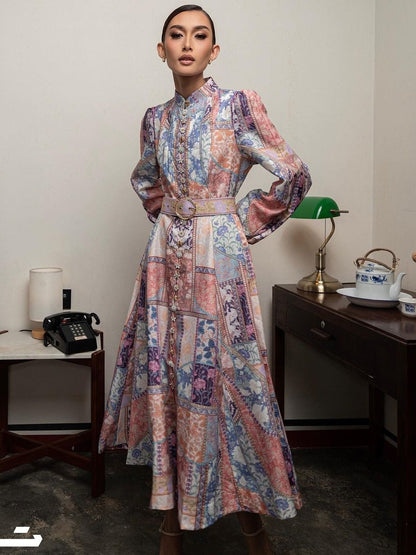 Effortlessly Elegant Dress with a Timeless Design
