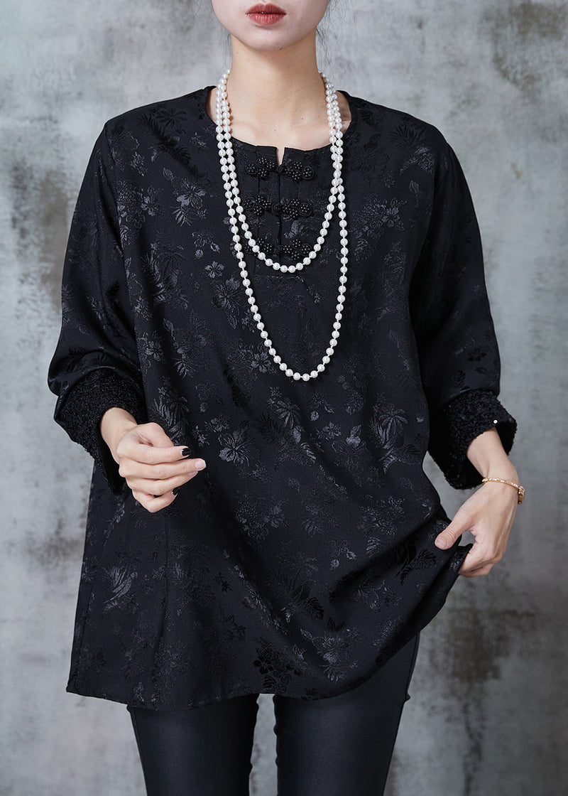 Classic Vintage Shirt with a Flattering Fit