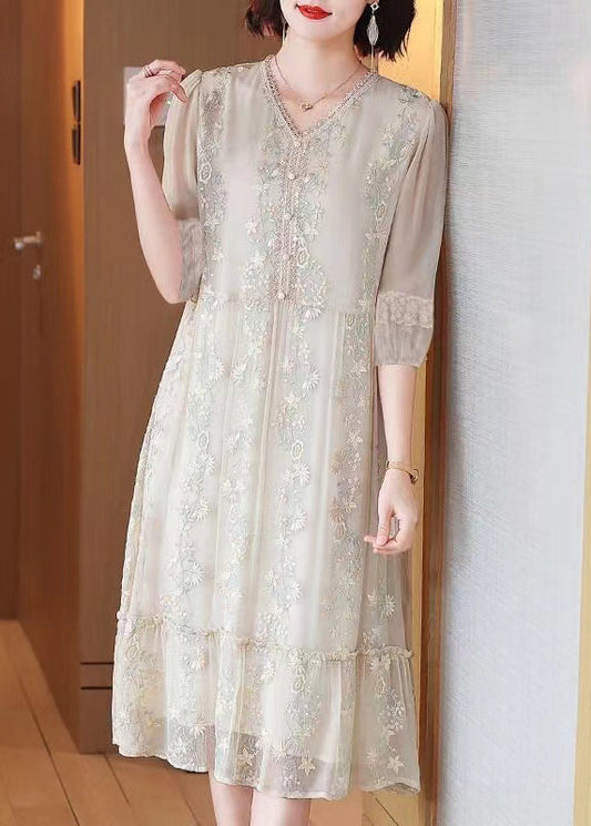 Gracefully Styled Dress for Any Occasion