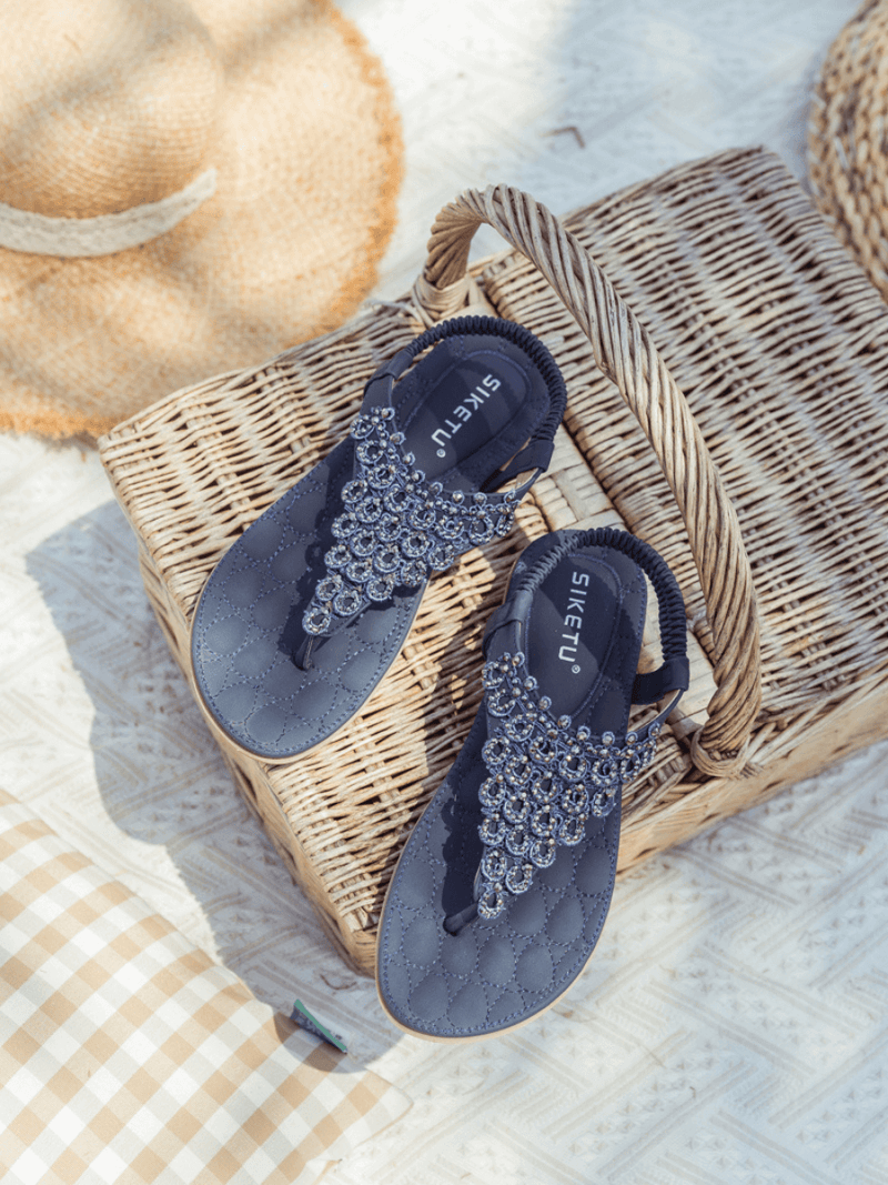 Classic Vintage Sandals with a Flattering Fit
