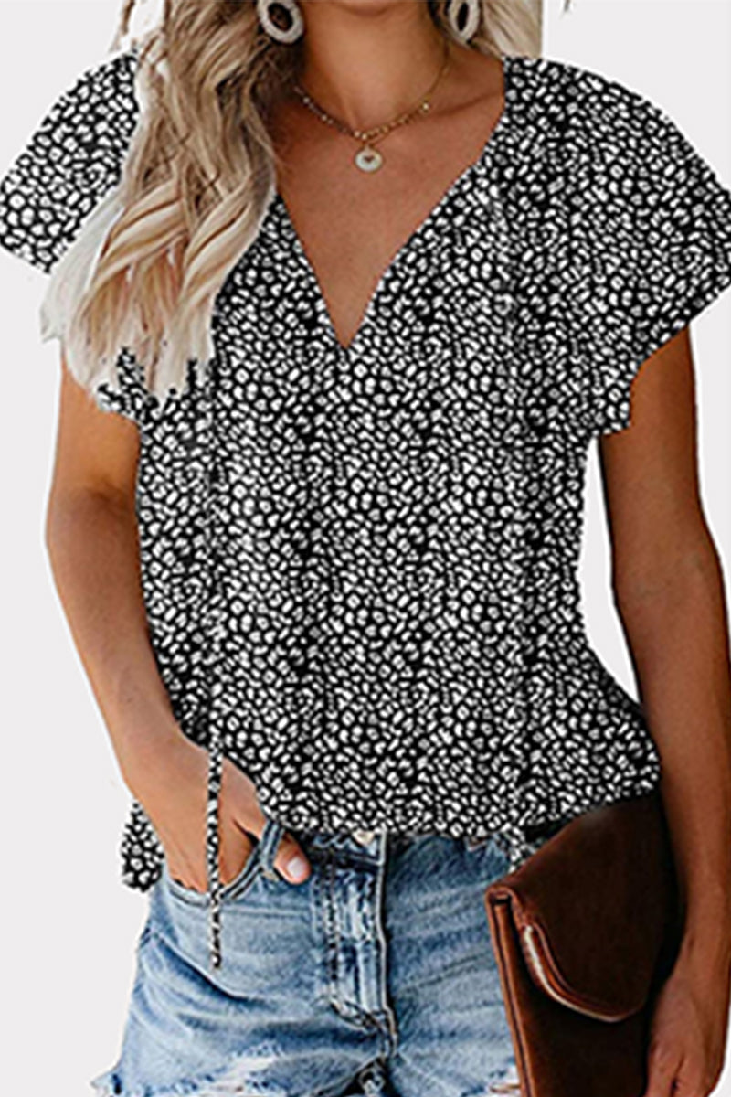 Beautifully Crafted Blouse in a Classic Style