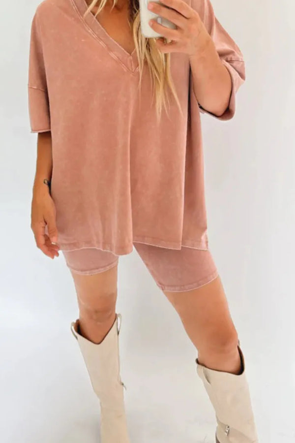 Effortlessly Elegant Garment with a Timeless Design