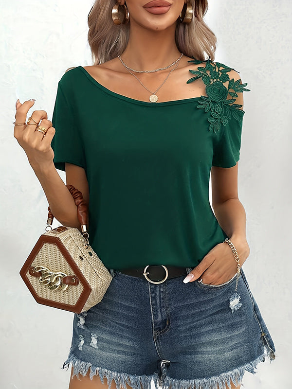 Beautifully Finished T-Shirt in a Timeless Design