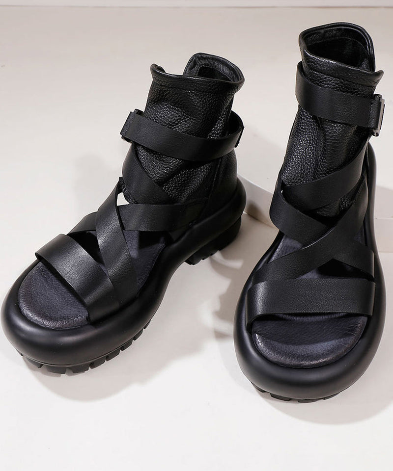 Classic Vintage Sandals with a Flattering Fit