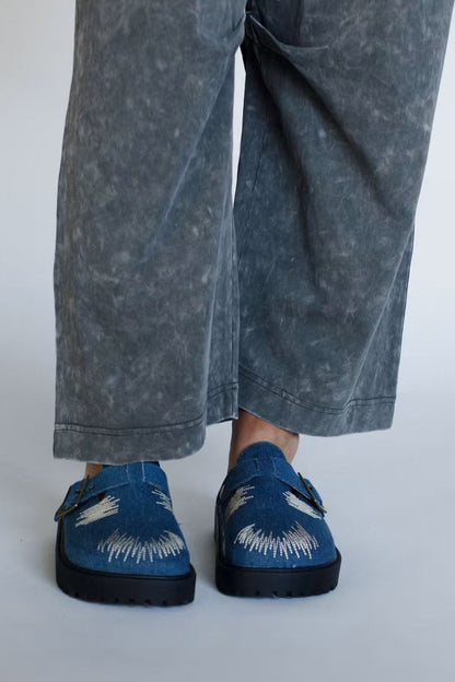 Beautifully Finished Garment in a Timeless Design