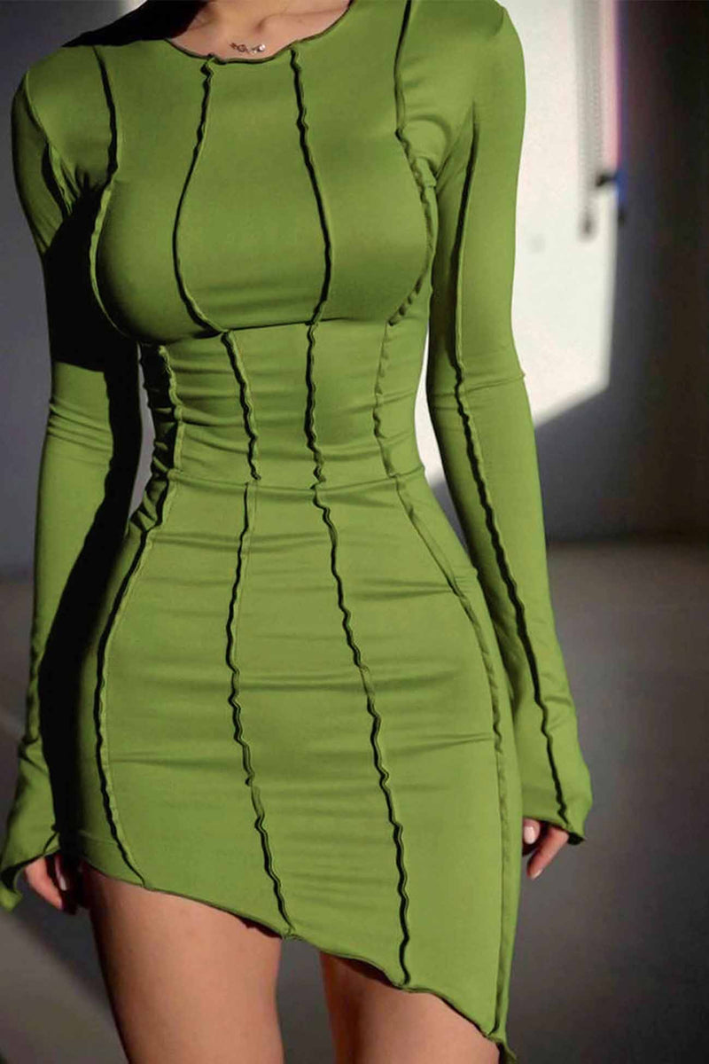 Gracefully Styled Dress for Any Occasion