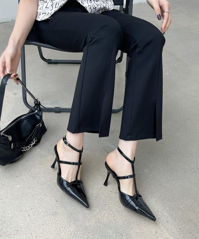 Effortlessly Elegant Garment with a Timeless Design