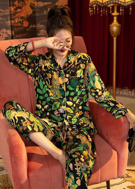 Beautifully Finished Garment in a Timeless Design