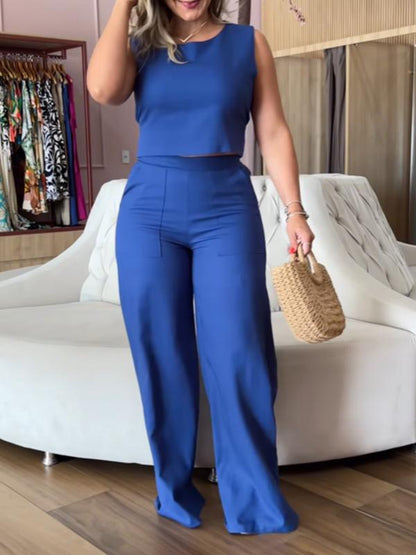 Sophisticated Pants with a Clean Classic Look