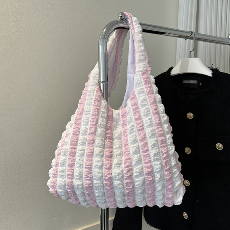 Sophisticated Bag with a Clean Classic Look