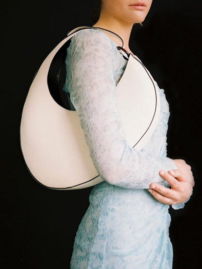 Classic Vintage & Enduringly Stylish Bag