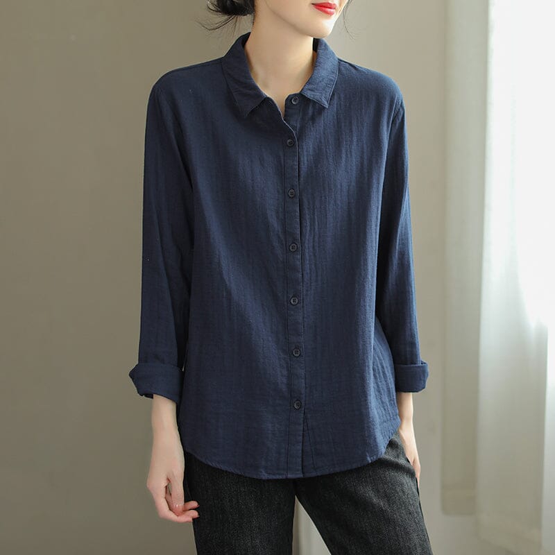 Well Tailored Blouse with a Graceful Silhouette