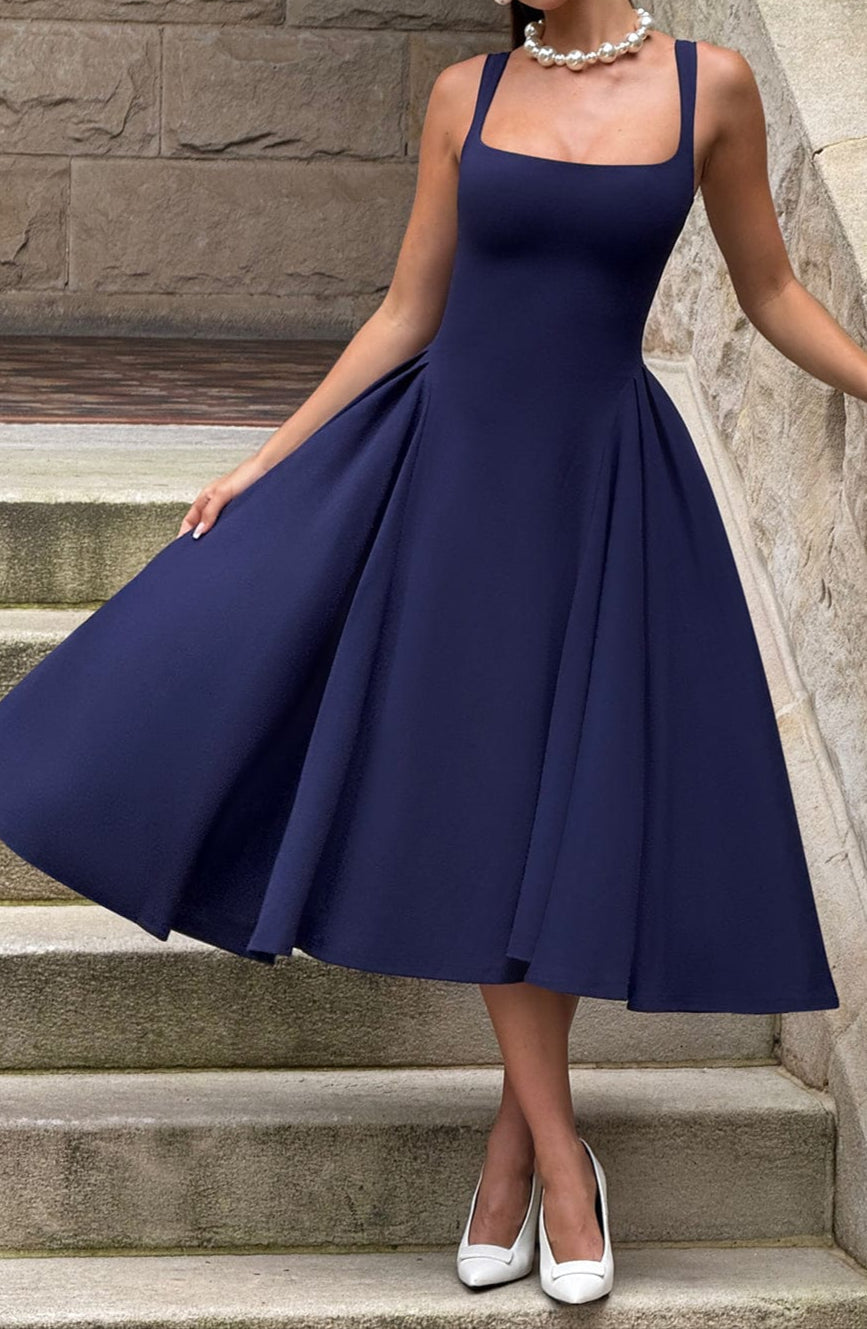 Well Tailored Dress with a Graceful Silhouette