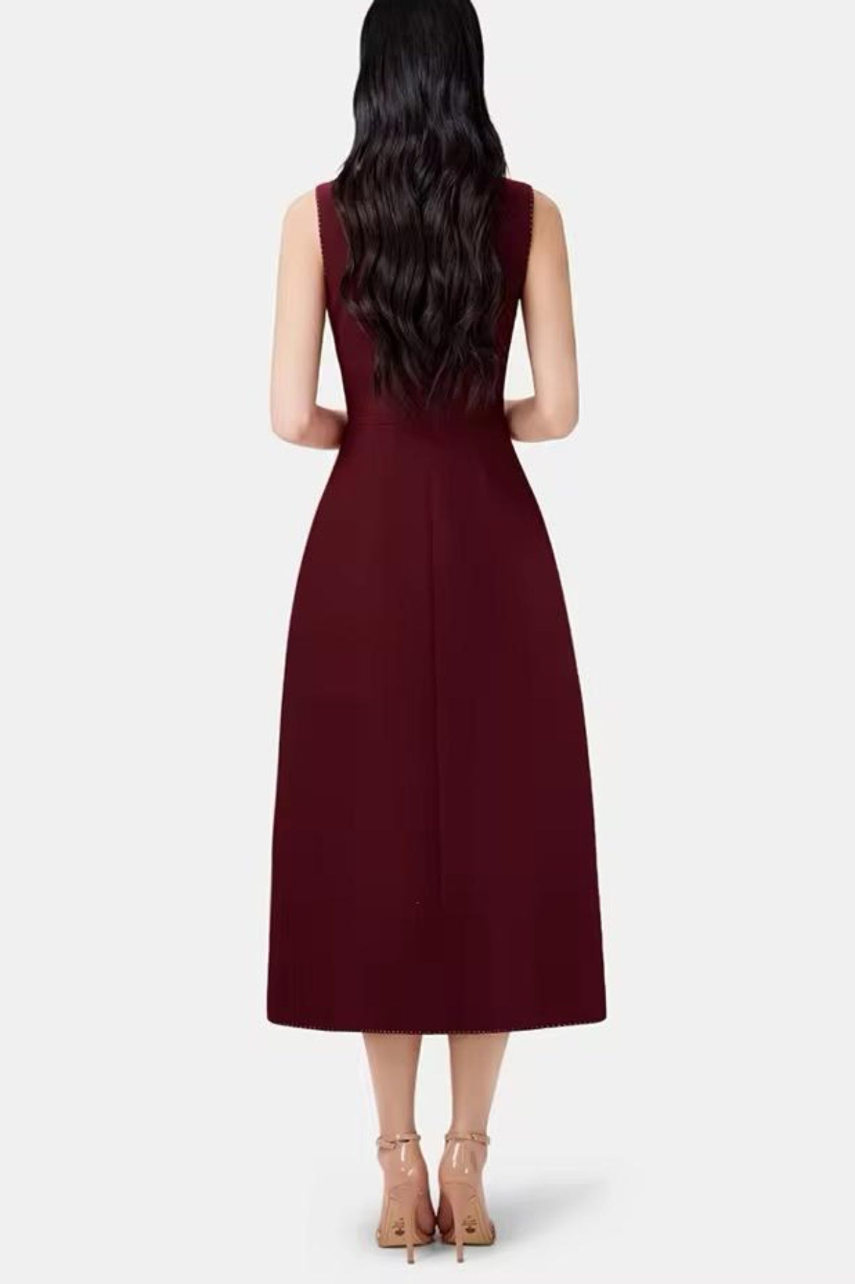 Sophisticated Dress with a Clean Classic Look