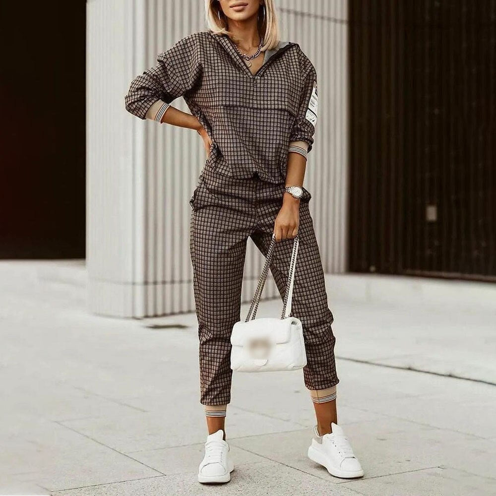 Effortlessly Elegant Garment with a Timeless Design
