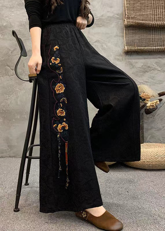 Beautifully Finished Pants in a Timeless Design