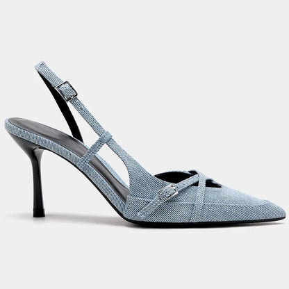Effortlessly Elegant Heels with a Timeless Design