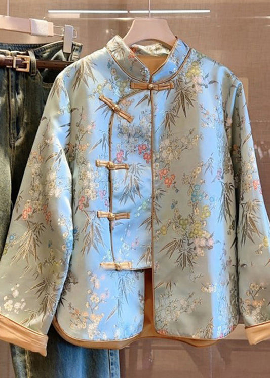 Effortlessly Elegant Coat with a Timeless Design