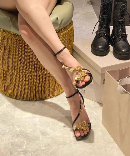 Classic Vintage Sandals with a Flattering Fit