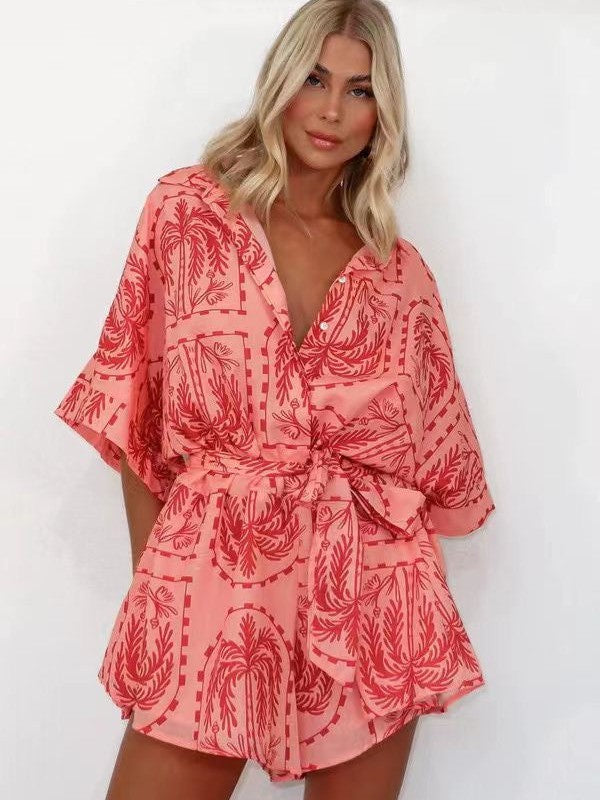Effortlessly Elegant Garment with a Timeless Design