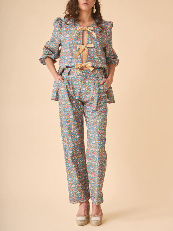 Sophisticated Garment with a Clean Classic Look