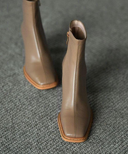Polished Boots with an Effortless Classic Look