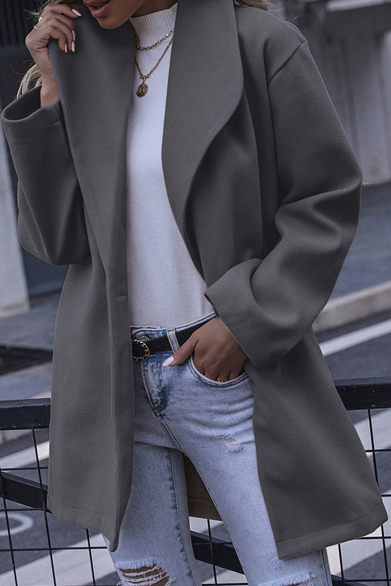 Gracefully Styled Garment for Any Occasion