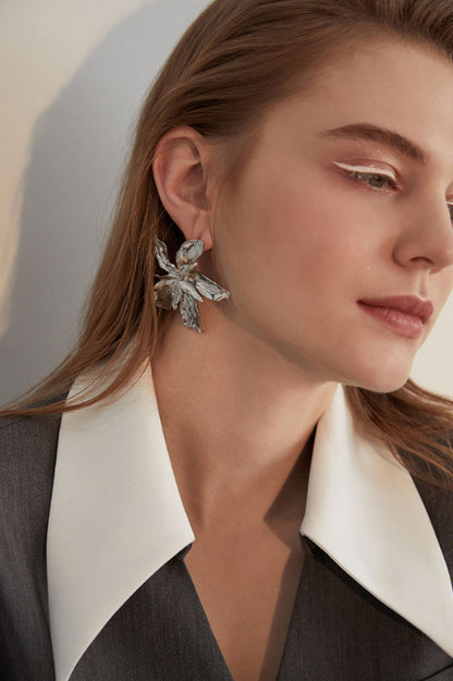 Beautifully Finished Garment in a Timeless Design